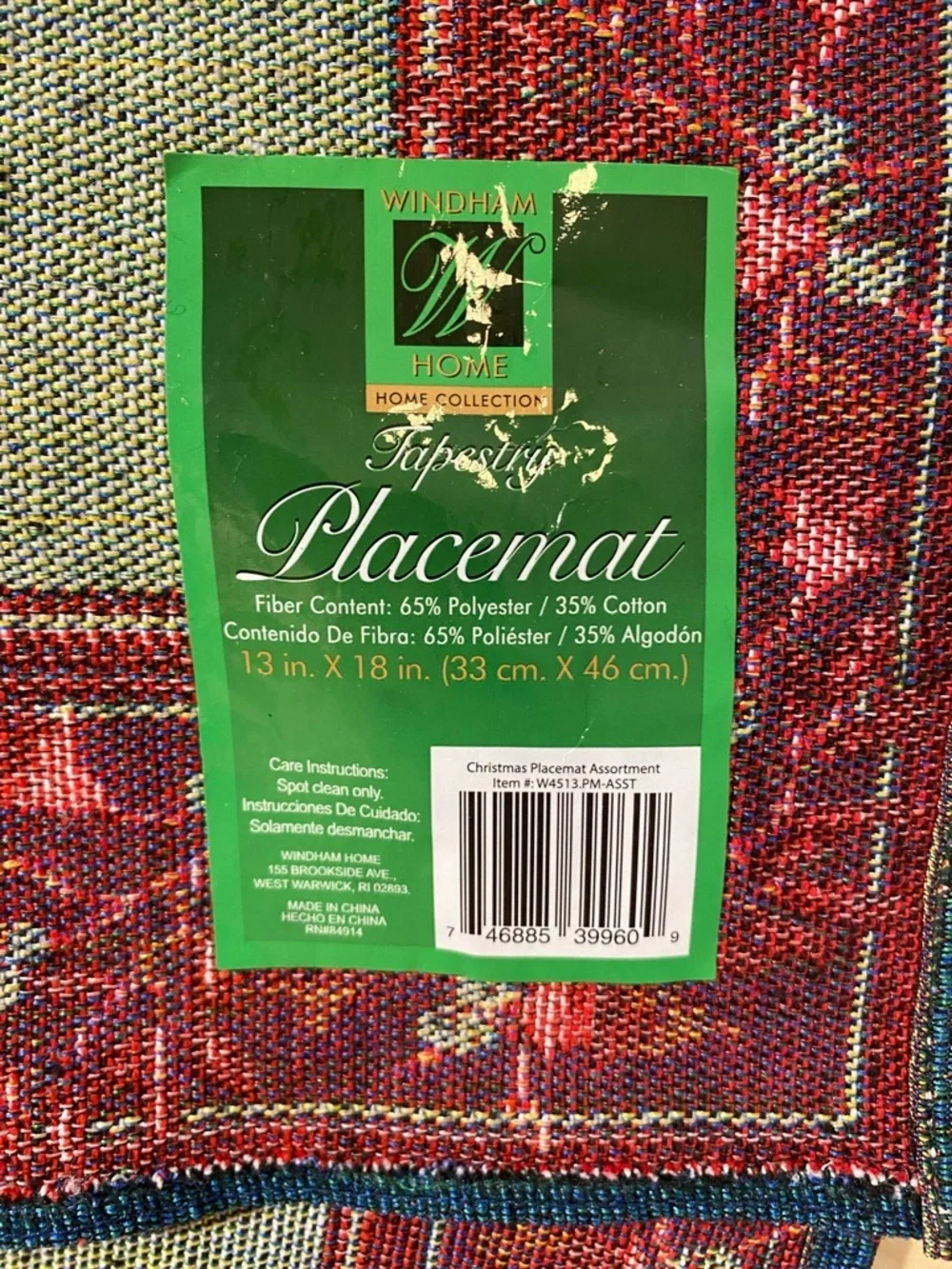 Windham Home Set of 4 Holiday Holly Red Placements (RD)